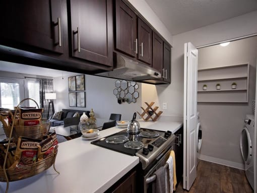 Apartments in Wilsonville, OR - Bridge Creek -