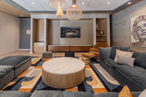 media lounge