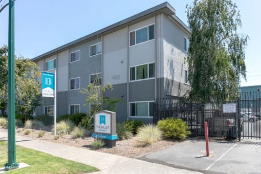 the building in which the apartment is located