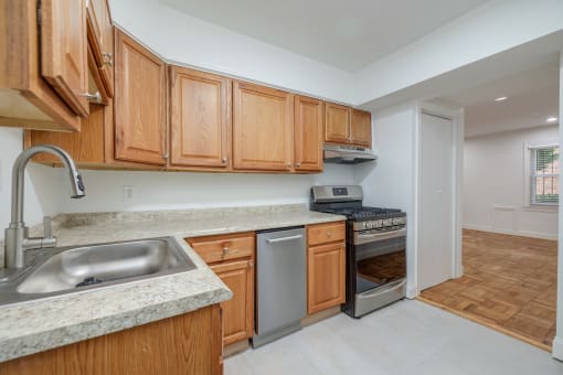 Newly refreshed kitchen in Brightwood.