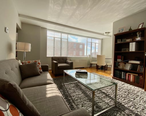 Luxury 1 and 2 Bedroom Units at Connecticut Park Apartments, Washington, 20008