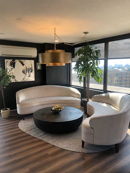 Social Lounge at Calvert House Apartments, Washington