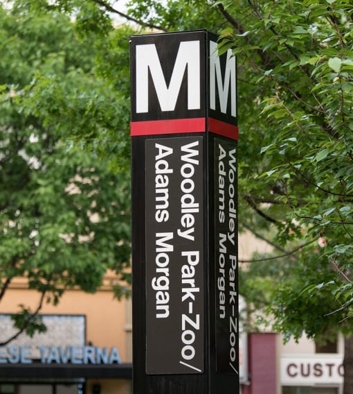 Apartments close to Metro Red Line Stop - Connecticut Park Apartments, Washington, DC