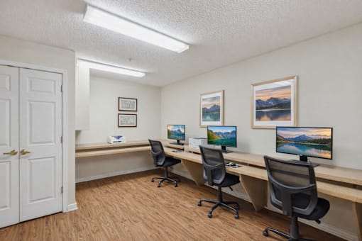 Business center at Columbia Colony Senior, Atlanta, GA, 30331