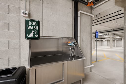 Pet bath at Cedar Green, Blaine, Minnesota