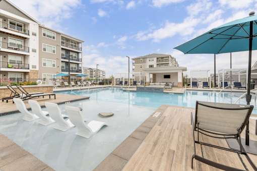 Swimming Pool Area at Momentum at First Creek, Denver, CO, 80249