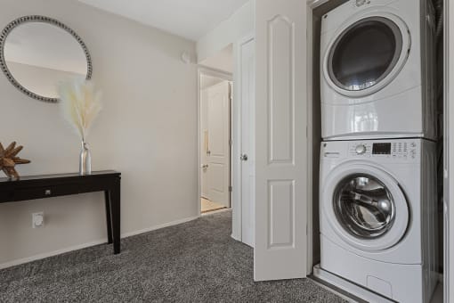 Laundry Room at Kenilworth at Charles Apartments, Maryland