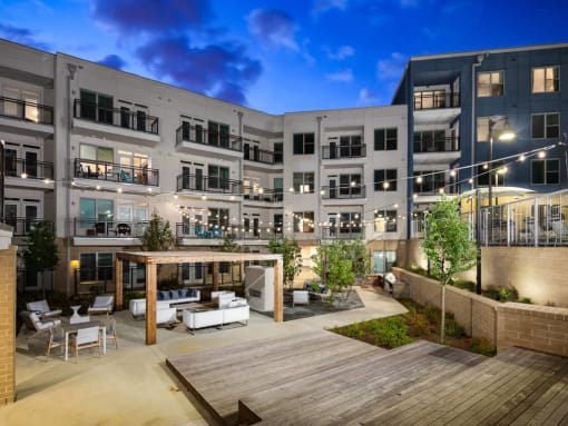 Large Poolside Patio at Millworks Apartments, Atlanta