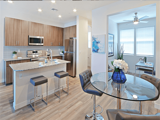 Well Equipped Kitchen And Dining at Scottsdale Hayden Townhomes, Scottsdale, Arizona