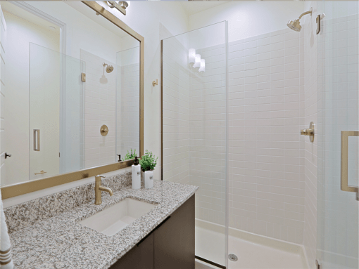 Luxurious Bathroom at Scottsdale Hayden Townhomes, Scottsdale, Arizona