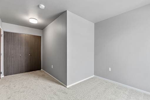 bedroom with den