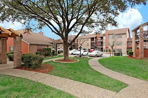 walkways at Brook Meadow Village, Texas, 78758