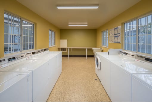 Avenida Crossing laundry room