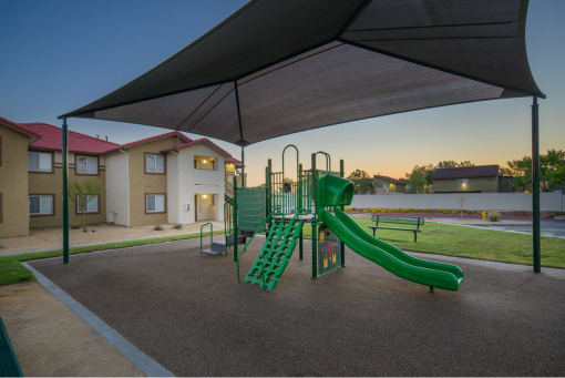 Avenida Crossing playground