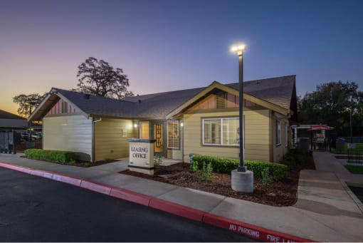 Brookside Crossing office exterior