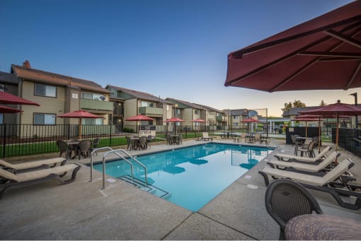 Brookside Crossing pool