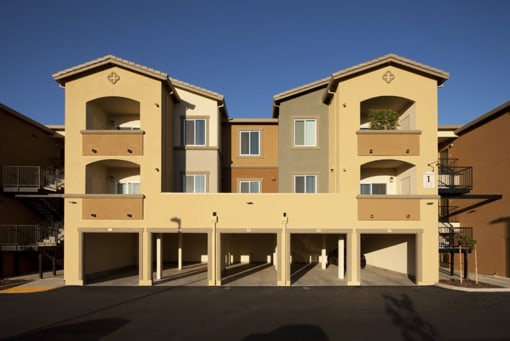 Forestwood at Folsom building exterior