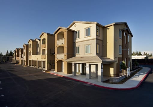Forestwood at Folsom building exterior