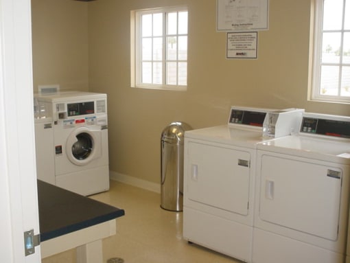 Heritage Park at Cathedral City laundry room