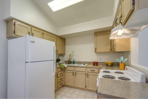 Regency Court Monrovia apartment kitchen