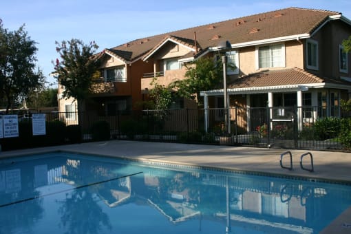 Terracina at Elk Grove pool