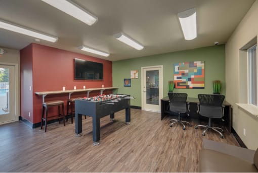 Terracina Reno business center and game room