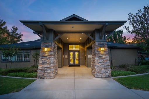 Terracina at Springlake office exterior