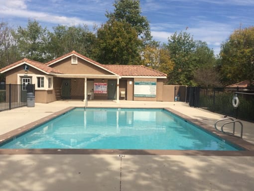 Villa Siena pool