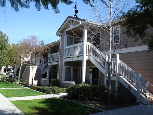 Vintage Grove building exterior