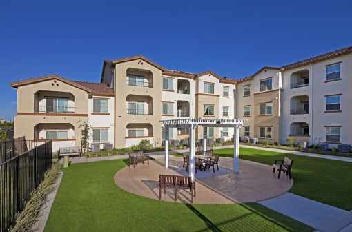 Vintage at Laguna phase two courtyard