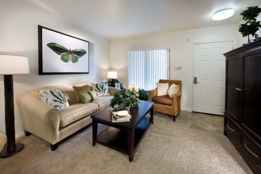 Vintage at Natomas Field model one living room