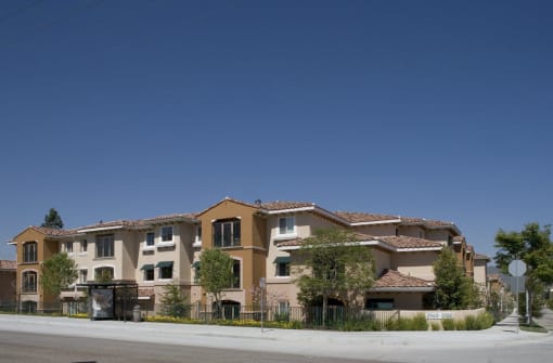 Vintage Paseo community exterior
