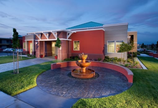 Vintage Square at Westpark  office exterior fountain