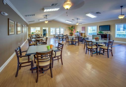 Vintage at Stonehaven clubhouse interior