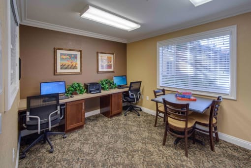 Vintage at Stonehaven business center