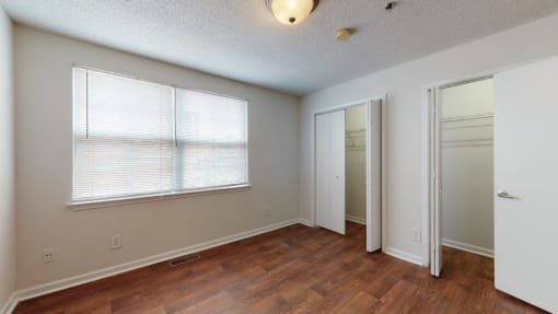 Large bedrooms at Park Place in Birmingham, Alabama