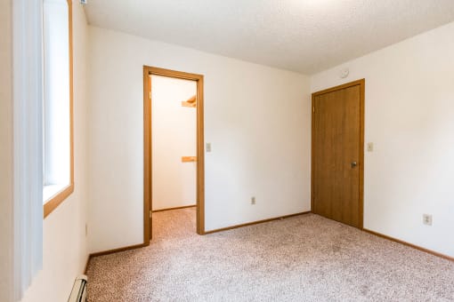 Bismarck, ND  Brandon Apartments | 2 Bdrm - Bedroom