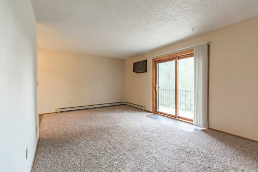 Bismarck, ND  Brandon Apartments | 2 Bdrm - Living Room