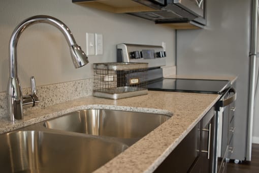 Kitchen | 29 West Apartments