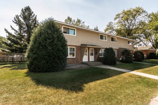 Oakview Townhomes | Grand Forks, ND
