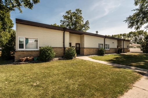 Oakview Townhomes | Grand Forks, ND