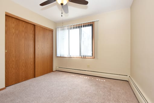 The Edge of Uptown Apartments | Bedroom