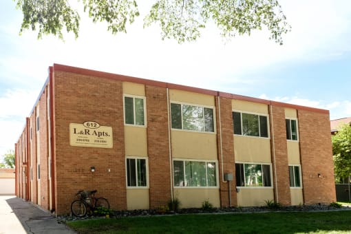 L & R Apartments | Fargo, ND