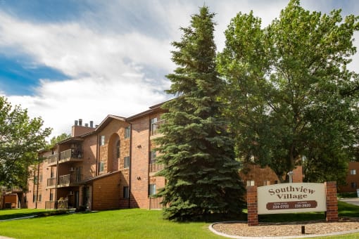 Southview Village Apartments | Fargo, ND
