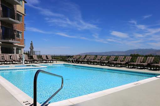 the pool at the inn at the crossings has views of the mountains