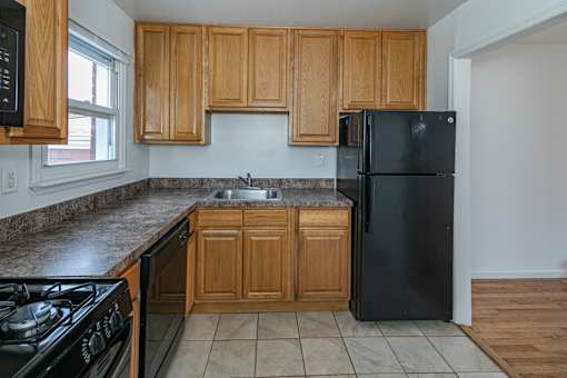 Traditional Eat-in Kitchenat Troy Hills Village in Parsippany, NJ,07054