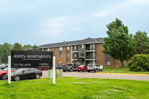 Outdoor at Aspen Apartments, Hudson, 54016