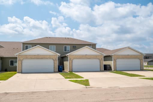 Garages at Courtyard Townhomes, Moorhead, MN