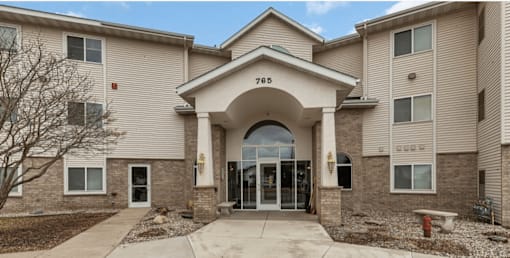 Building at Savanna Apartments, Minnesota, 56303