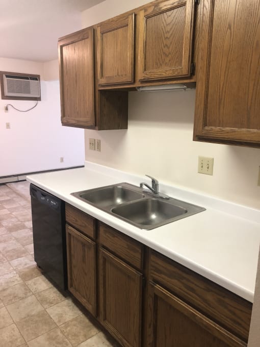Apartments for Rent in West Fargo, ND Cimarron Apartments